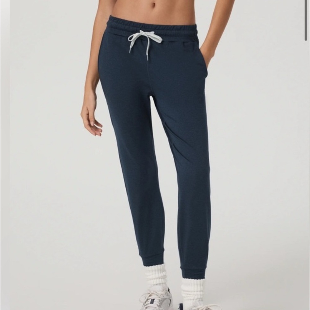 Vuori set of Halo Performance Hoodie 2.0 + Performance Jogger Sweatpants XS - Picture 3 of 9